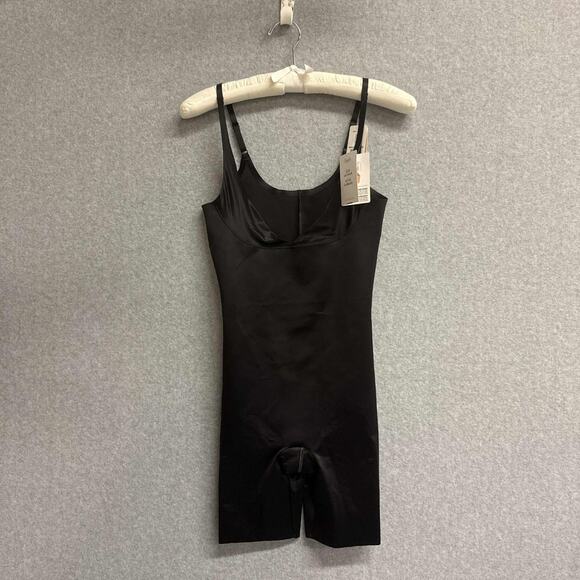 Chantelle 3506 Basic Shaping Mid-Thigh Open Bust Bodysuit Black Women’s M NWT - Picture 1 of 13
